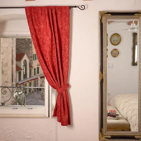 Sun Ammarulla Apartment Split